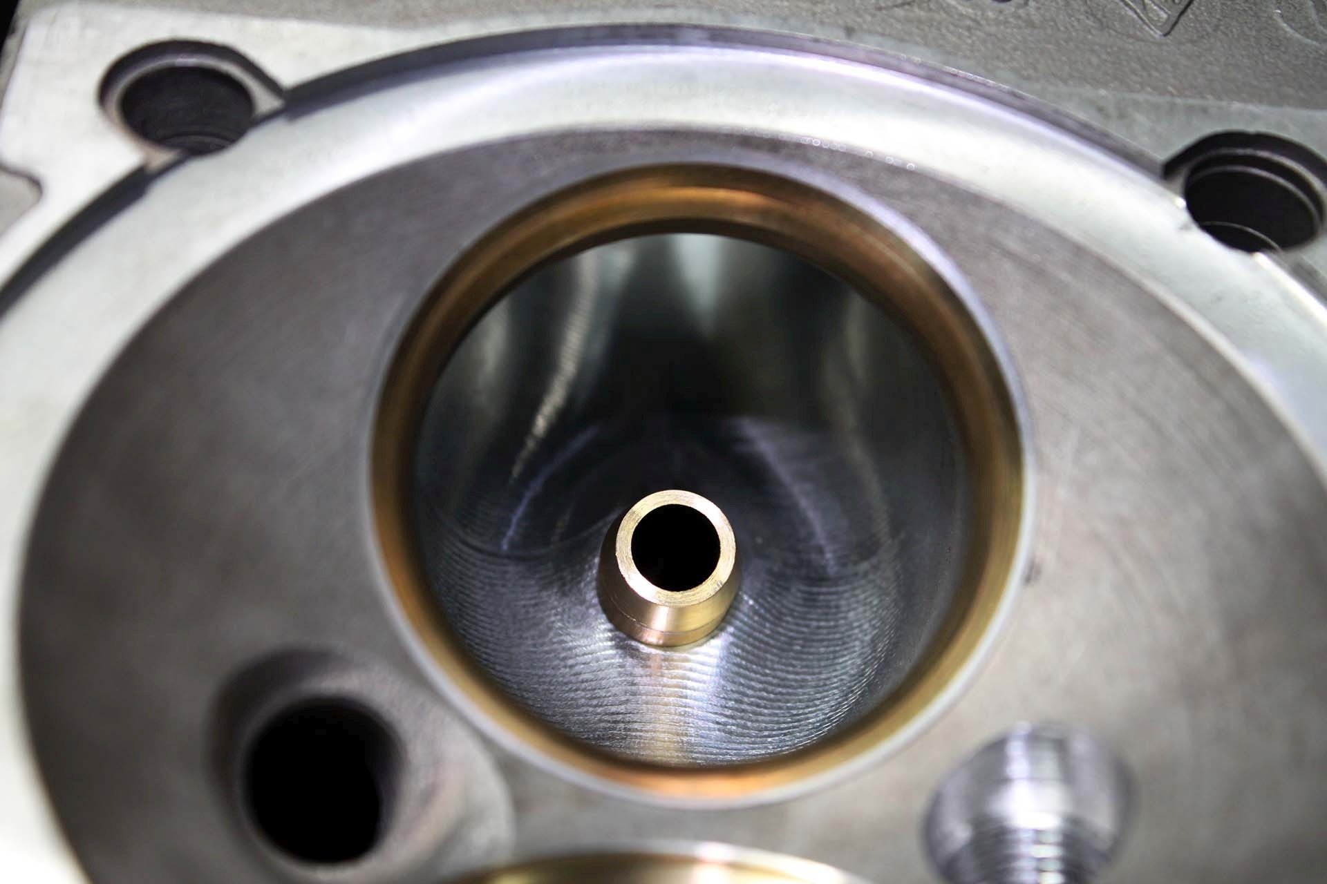 Ventilsitzring Rennsportmaterial erneuern 